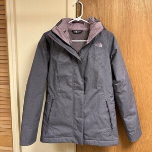 Women's North Face 3 in 1 snow jacket. Like new.
